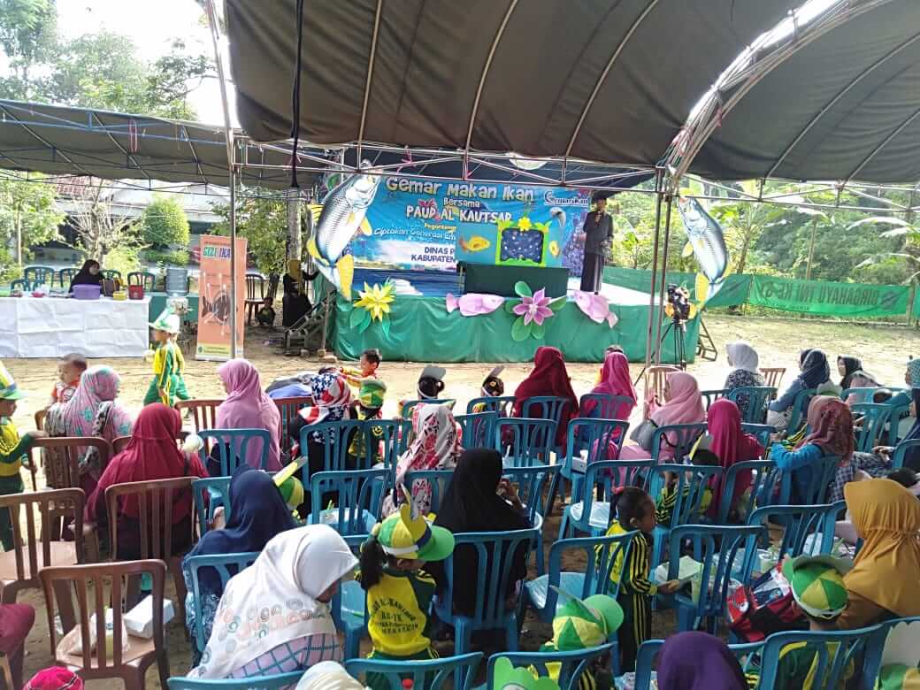 Gemar Makan Ikan Paud Al-Kautsar
