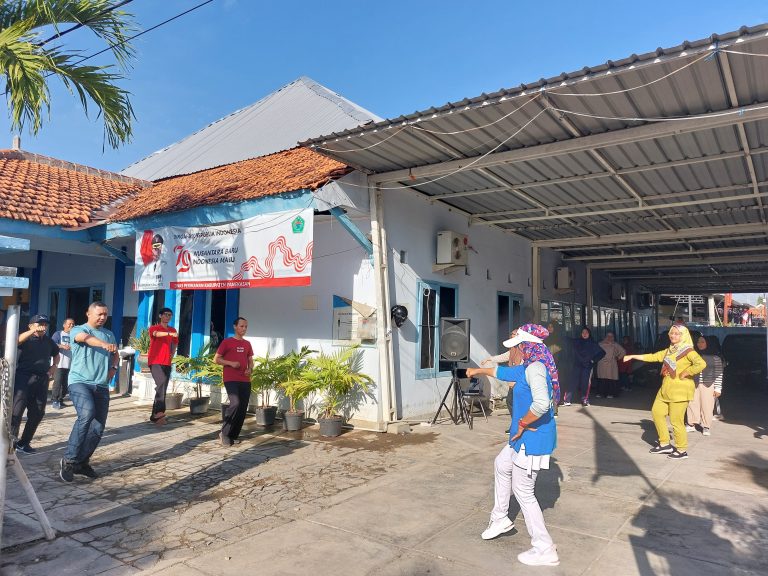 Kegiatan Senam Pagi Dinas Perikanan Pamekasan
