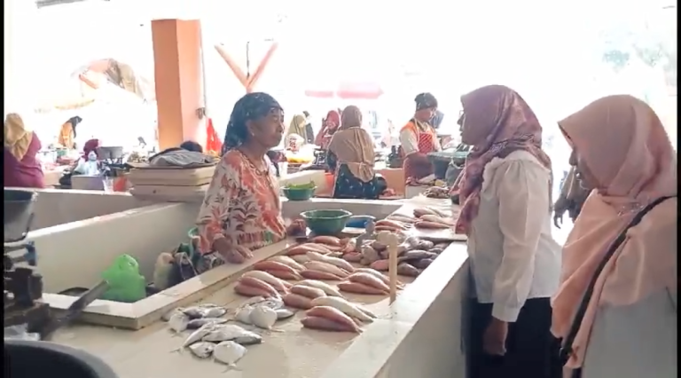 Dinas Perikanan Pamekasan - Pendataan Harga Ikan
