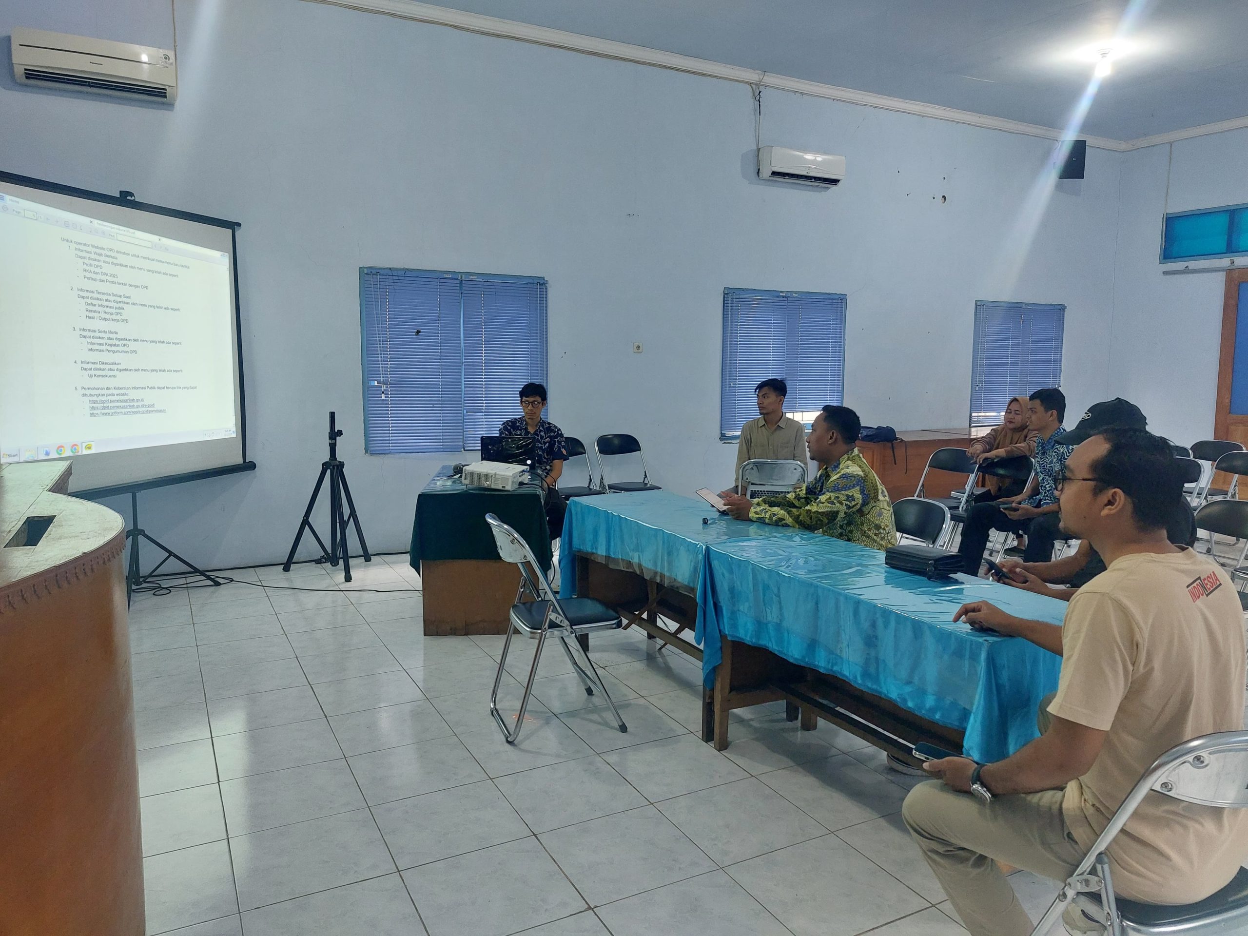 Pendampingan Pemenuhan Informasi Publik - Dinas Perikanan Pamekasan