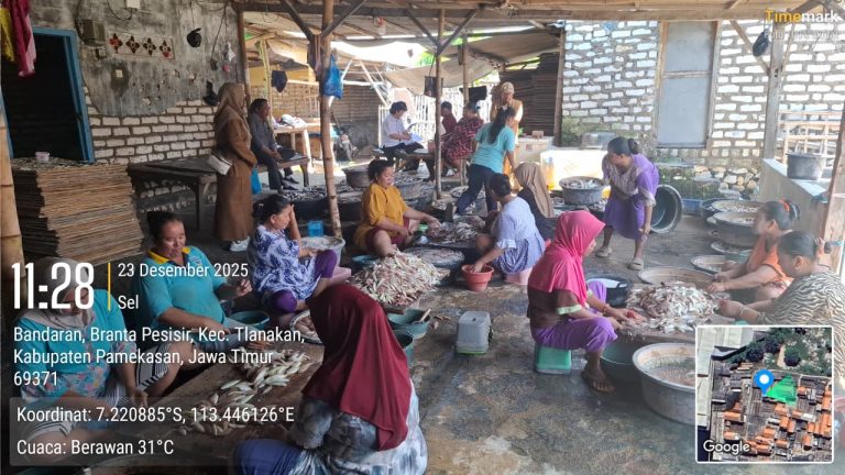 pendataan kebutuhan garam di unit pengolahan ikan kering - Dinas Perikanan Pamekasan