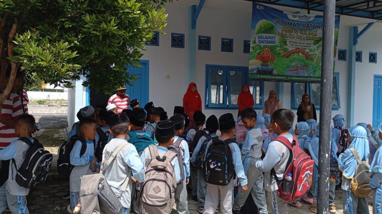 Cika Dewi - Dinas Perikanan Pamekasan