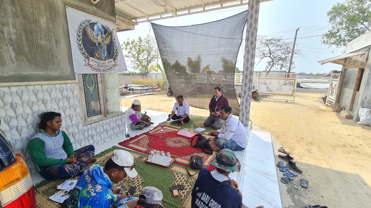pertemuan kelompok kugar - Dinas Perikanan Pamekasan
